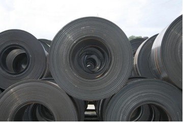 去除冷軋製程中多餘的冷卻液Removing Coolant From Cold Rolling Operations 去除冷軋製程中多餘的冷卻液Removing Coolant From Cold Rolling Operations